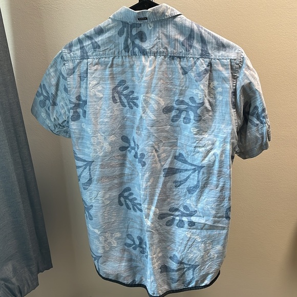 Vissla - button up shirt - Picture 2 of 3